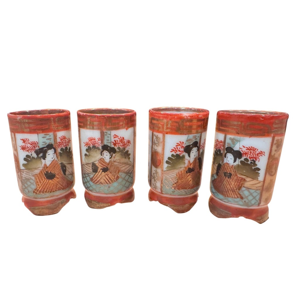 Vintage Japanese Porcelain miniature porcelain saki cups Set of 4 Meiji period